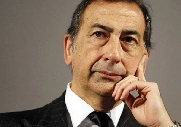 Beppe Sala sopprime l&rsquo;autobus a Milano? Scatta la rivolta cittadina, che non si accontenta della metro