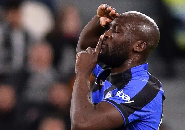 Davvero Lukaku vuole la Juve e i suoi tifosi "razzisti"? &Egrave; stato plagiato per non tornare all'Inter dal procuratore Ledure?