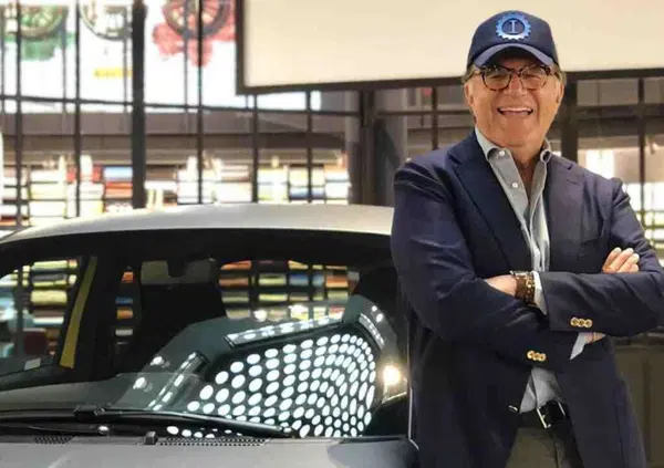 Rubata l'iconica 500 di Christian De Sica, ma poi... Ecco cos'&egrave; successo