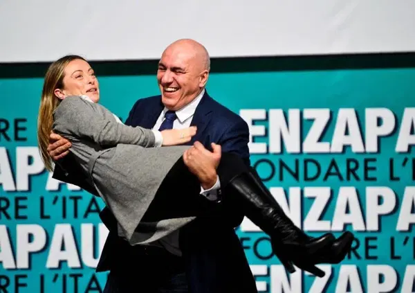 Il cinema dall'amichettismo al sovranismo: ecco chi firmer&agrave; i kolossal al Centro sperimentale: Buttafuoco, Veneziani, Sgarbi e Guerri in tunica&hellip;