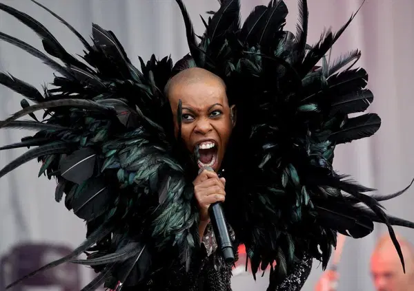 Com'&egrave; che la Sagra dell'arancino &egrave; diventata il Festivalbar con Skin e tanti altri personaggi?