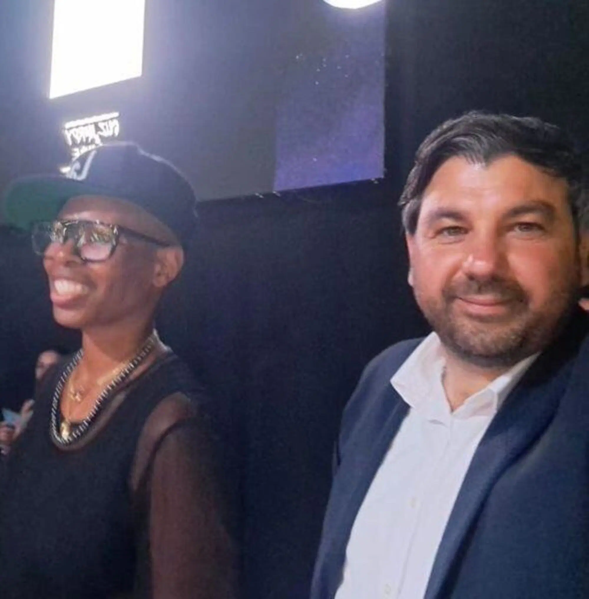 Il sindaco di Rosolini, Giovanni Spadola, giustamente soddisfatto per la trovata di marketing con Skin testimonial dell'arancino