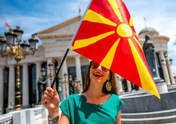 Non solo Mancini e la Nazionale, la Macedonia del Nord fa &ldquo;piangere&rdquo; anche i vacanzieri italiani: la colazione e il mistero dei supermercati in Albania, il National Park di Drilon e Ocrida