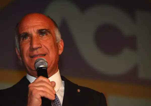 Indagato il presidente dell'Aci: "Ha nascosto centinaia di migliaia di euro..."