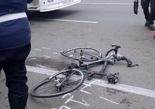 Un'altra ciclista investita e uccisa da un camion (&egrave; la quinta), ma cosa succede a Milano?