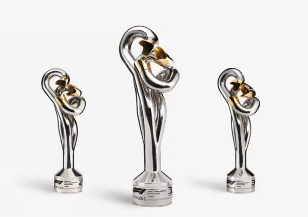 Formula 1: "Tifone", il trofeo per il GP d&rsquo;Italia a Monza, ha gi&agrave; scatenato le polemiche sui social