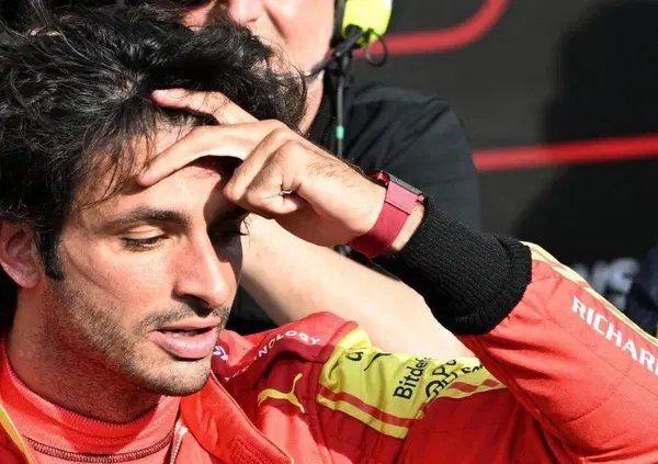 Carlos Sainz, lo sfott&ograve; di Ryanair diventa virale: "Ecco l'unica gara che pu&ograve; vincere"