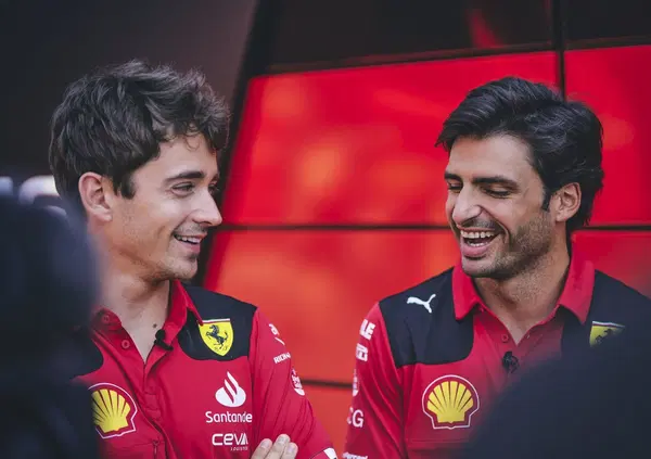  Le assurde chiacchiere da bar della Bobo Tv sulla Formula 1: "Ma la Ferrari non pu&ograve; prendere le gomme migliori?"