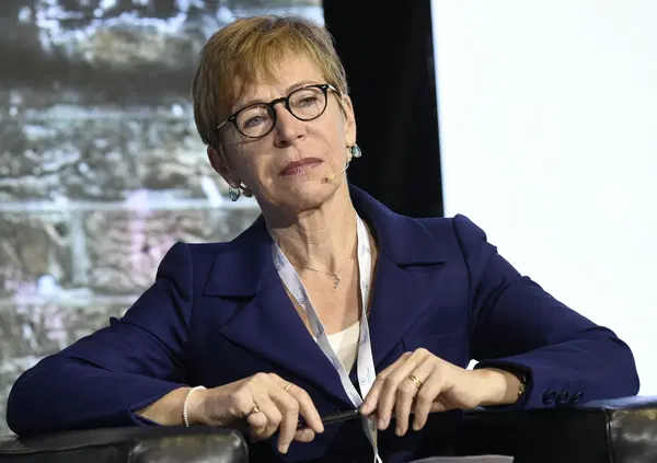 La questione migranti? La soluzione di Milena Gabanelli &egrave; semplice e l'ha detta a Di Marted&igrave; da Floris. Ma nessuno la ascolta&hellip;