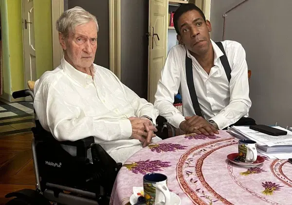 Piangiamo Gianni Vattimo, ma ce l'hanno fregato gli spagnoli. Perch&eacute; nessuno (neanche Torino) ha voluto investire sul suo archivio?