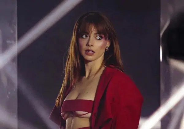 Amici 23, figli d'arte (Pausini) e ex X Factor: la scuola usa e getta nel nome dei follower e dell'autotune