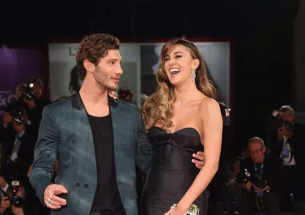 Stefano De Martino parla dell&rsquo;incidente in moto con Belen: &ldquo;Lei come una dea, io&hellip;&rdquo;