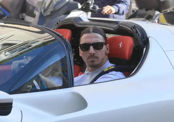 Ibrahimovic rispetta le tradizioni: ecco la nuova Ferrari anche per questo compleanno