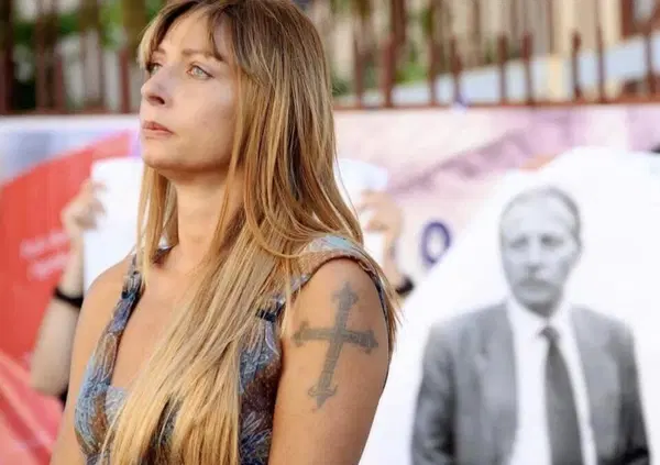 Report contro Ignazio La Russa. Parla Luana Ilardo, figlia del boss pentito che raccont&ograve; del collegamento tra famiglia del politico e Cosa nostra: &ldquo;Sono cose note dal 1996 ma... "