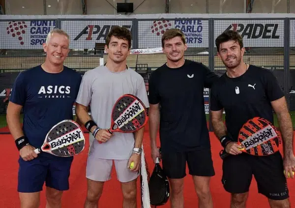 Leclerc e Verstappen si sfidano a padel: ecco com'&egrave; andata la partita e chi ha vinto fuori dalla pista