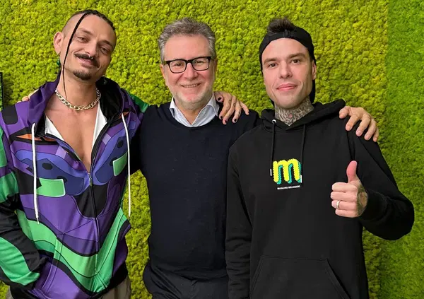 Fedez, ma che Fazio dici? L'intervista a Muschio Selvaggio &egrave; un disastro. Che tempo (che) fa? Piovono boiate...