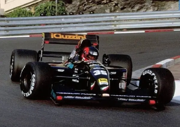 Andrea Moda Formula, la docuserie sulla scuderia pi&ugrave; folle del mondo: "Correre in Formula 1 sull'Andrea Moda &egrave; un miracolo. E l'ho fatto solo io"