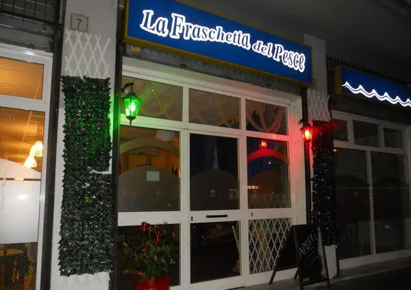 Siamo andati a mangiare al ristorante che non vuole i bambini, &ldquo;La Fraschetta del Pesce&rdquo;. Ecco com'&egrave; andata... 