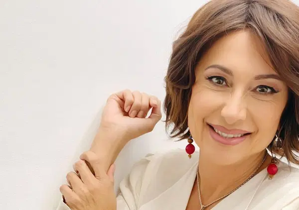 Vladimir Luxuria e il suo &ldquo;amico speciale&rdquo; di 21 anni pi&ugrave; giovane. Ma che c'entra Ilary Blasi?