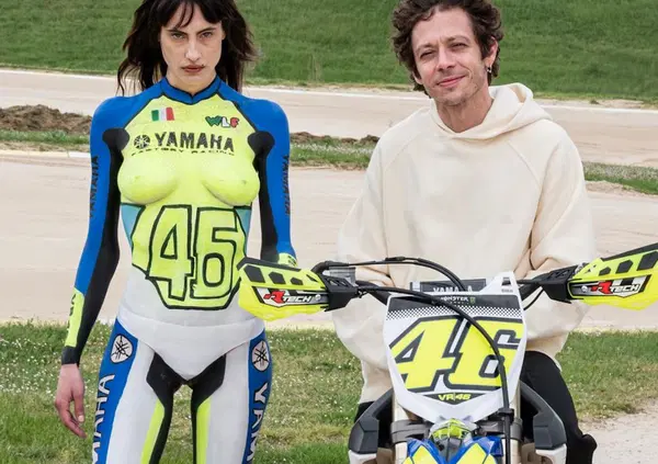 Servizio moda con Valentino Rossi, abbiamo incontrato il fotografo Julien Boudet, che ha scattato per Office Magazine. E ci ha raccontato che... [FOTO]