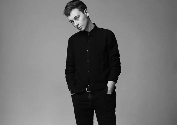 Liv Ferracchiati: &ldquo;L&rsquo;identit&agrave; &egrave; molteplice. Mi affascina l'idea di creare, lentamente e a fatica, nuovi immaginari&rdquo;