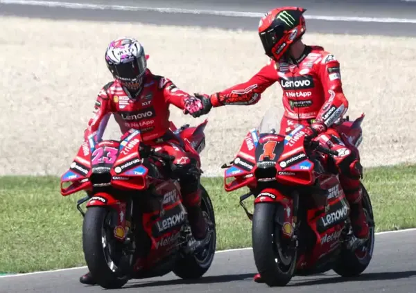 Spingere "come bastardi" a Sepang: per Bastianini &egrave; rinascita, per Pecco &egrave; un solo "importantissimo" punto in pi&ugrave;