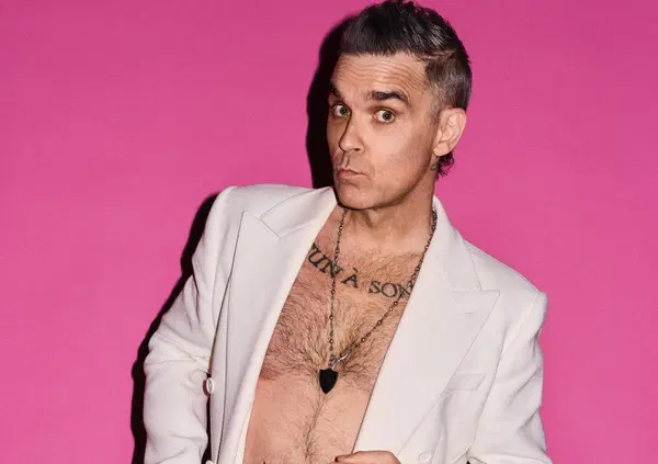 Robbie Williams e la seduta di psicoanalisi collettiva su Netflix: dal lato oscuro del successo all'amore (malato) per un pop idol