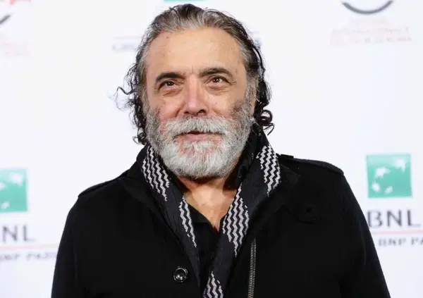 E se Frassica ci avesse fregato ancora? Il gatto Hiro, l&rsquo;amore animale e la supercazzola