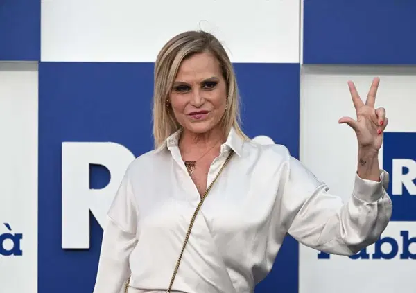 &Egrave; l'anno di Simona Ventura? Da Ballando a Citofonare Rai 2 e Che tempo che fa. Quando un programma tutto suo? 