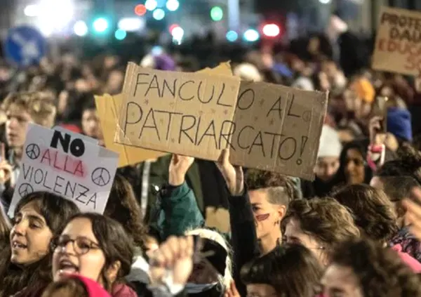 Il patriarcato? &ldquo;Ormai gli uomini si vergognano di esistere&rdquo;. Intervista a Giuliano Guzzo, autore di &ldquo;Maschio bianco etero &amp; cattolico&rdquo;