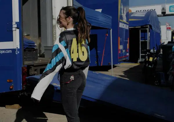 Ok, ma chi ha realizzato la maglia dell'Inter con il 46 che Francesca Novello ha indossato a Valencia? Tutti i dettagli sul giovane stilista e il suo lavoro