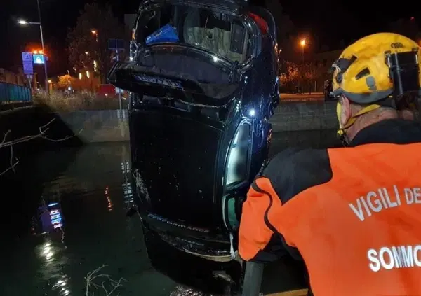 Strage dell'Immacolata sulla strada: quattro giovanissime vite spezzate da un'auto finita in un canale