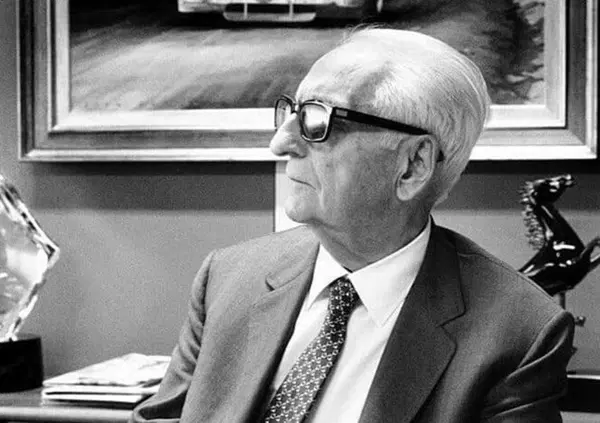 La donna custode dei segreti di Enzo Ferrari si confessa: "Amava le donne, mi faceva complimenti sulle gambe..."