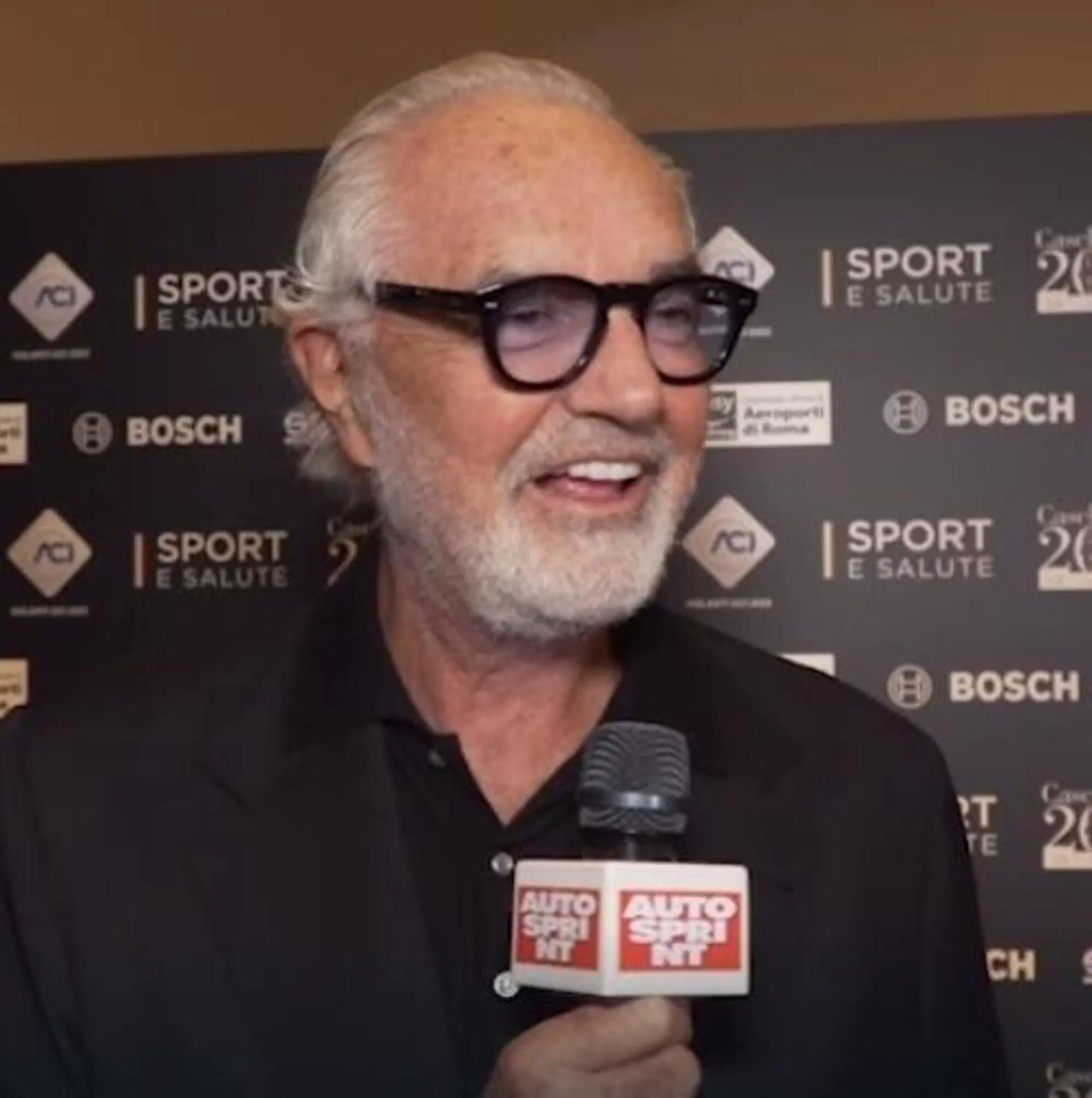 Flavio Briatore durante l'intervista in occasione dei Caschi d'Oro