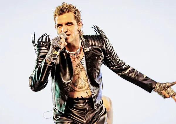 Sul docu di Achille Lauro parla l'ex manager Calculli: &ldquo;Ragazzi madre &egrave; un tentativo di riciclarsi come trapper per piacere ai giovani, ma poi va nelle scuole e&hellip;&rdquo;