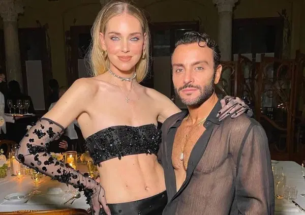 Il manager di Chiara Ferragni &egrave; laureato? "Non lo &egrave;" secondo Puglisi e Selvaggia Lucarelli solleva dei dubbi. Eppure sui social...