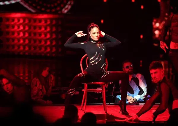 Elodie, Mengoni, Giorgia, i Pooh, cifre da capogiro per i concerti di Capodanno? Trotta: "I sindaci buttano milioni invece di costruire strutture, ma chi lavora va pagato..."