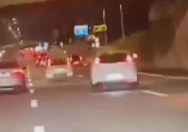 Fast &amp; Furious Italia: ma le avete viste le gare clandestine in autostrada e in tangenziale a 270 all'ora a Milano? [VIDEO]