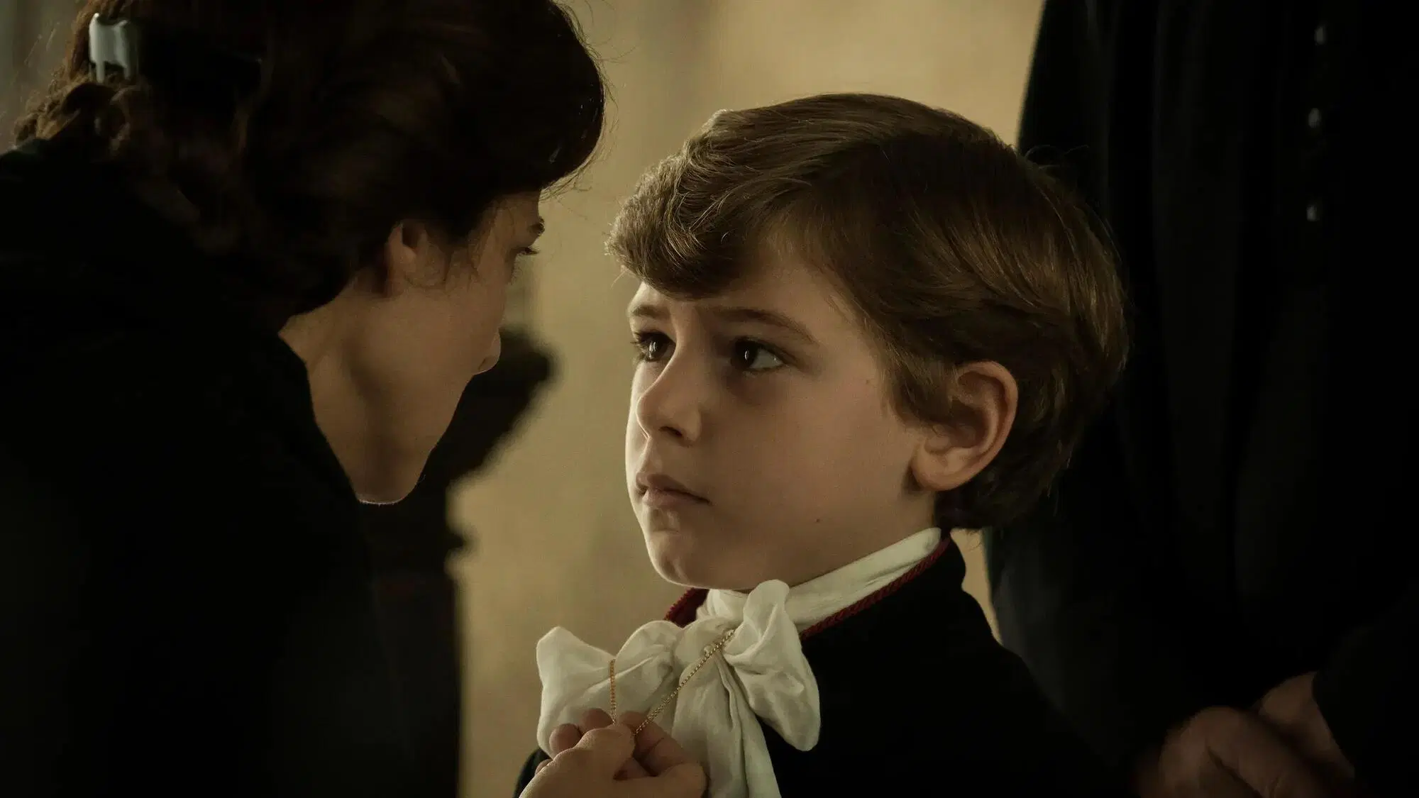 Il piccolo Enea Sala e Barbara Ronchi in "Rapito" di Marco Bellocchio