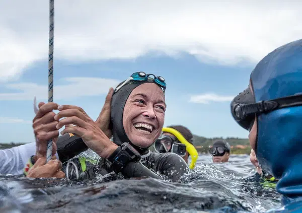 L'incredibile storia degli apneisti Alessia Zecchini e Stephen Keenan