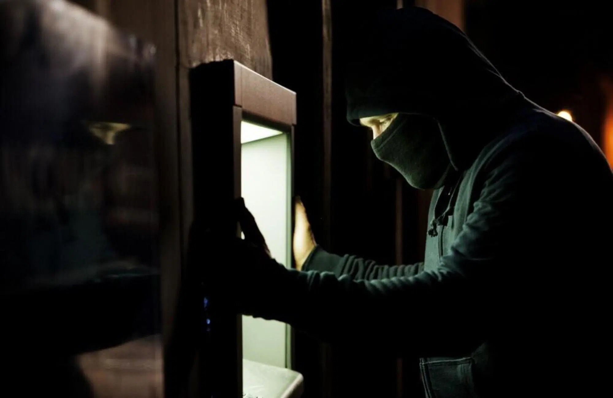 Claudio Santamaria in una scena del film "Lo chiamavano Jeeg Robot"