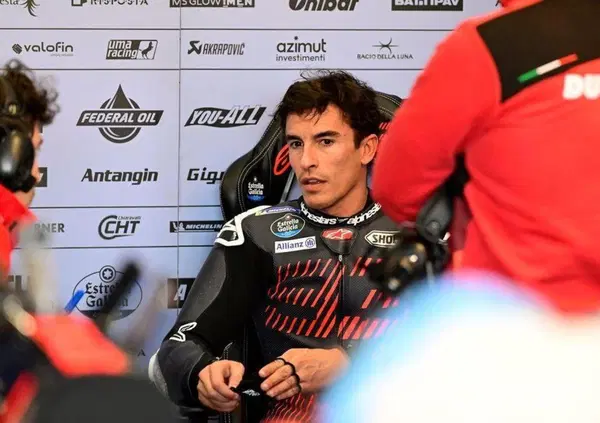 Lorenzo senior attacca gli idoli: "Se Marc Marquez non si arrende si far&agrave; male. Acosta? Penso che passer&agrave; un brutto momento"