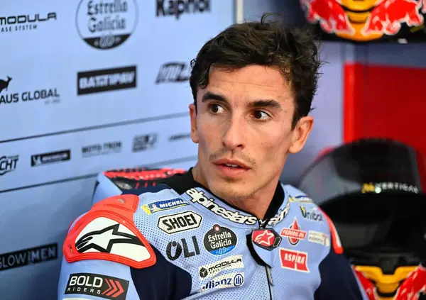 Ok, ma Marc Marquez &egrave; davvero preoccupato o si sta nascondendo? Intanto tergiversa: "Sono stanco morto..."