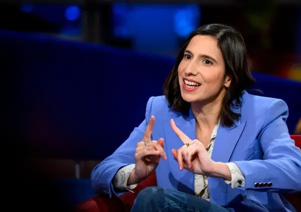 Bonaga mette in dubbio l'uccisione di Navalny e riprende l&rsquo;amica Schlein: &ldquo;Solo una sfilza di parole&rdquo;. E sulle manganellate della polizia a Pisa...