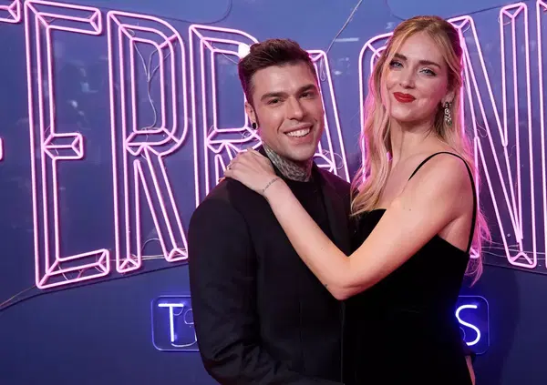 Fedez dopo la confessione sugli psicofarmaci, "invoca" il Divino Otelma contro il periodo nero con Chiara Ferragni e lui risponde: "Il nostro tempo vale oro, ma se paga..." 