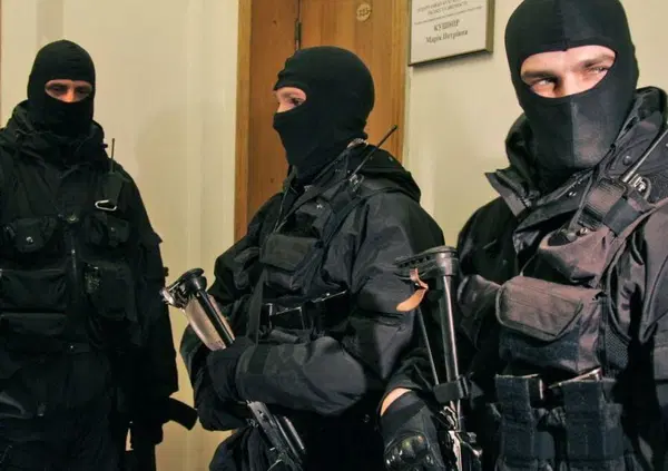 L'economia italiana &egrave; condizionata dai servizi segreti? Ecco cosa emerge dal rapporto dell'intelligence presentato in Parlamento. E le minacce esterne&hellip;