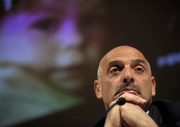 Paolo Brosio: &ldquo;Aborto in Costituzione? &Egrave; come l&rsquo;omicidio&rdquo;. E spara a zero su utero in affitto e legalizzazione cannabis, mentre sulla Santanch&egrave; e il Twiga&hellip; 