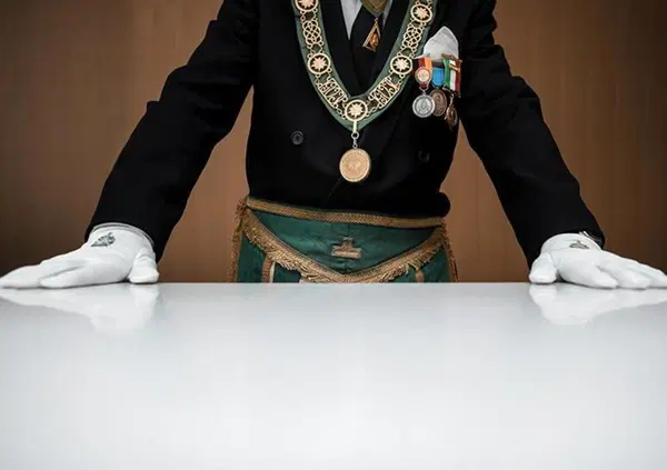 Esoterismo? Il Grande Oriente d'Italia &egrave; un reality show tutto da guardare. La telenovela trash delle elezioni massoniche continua 