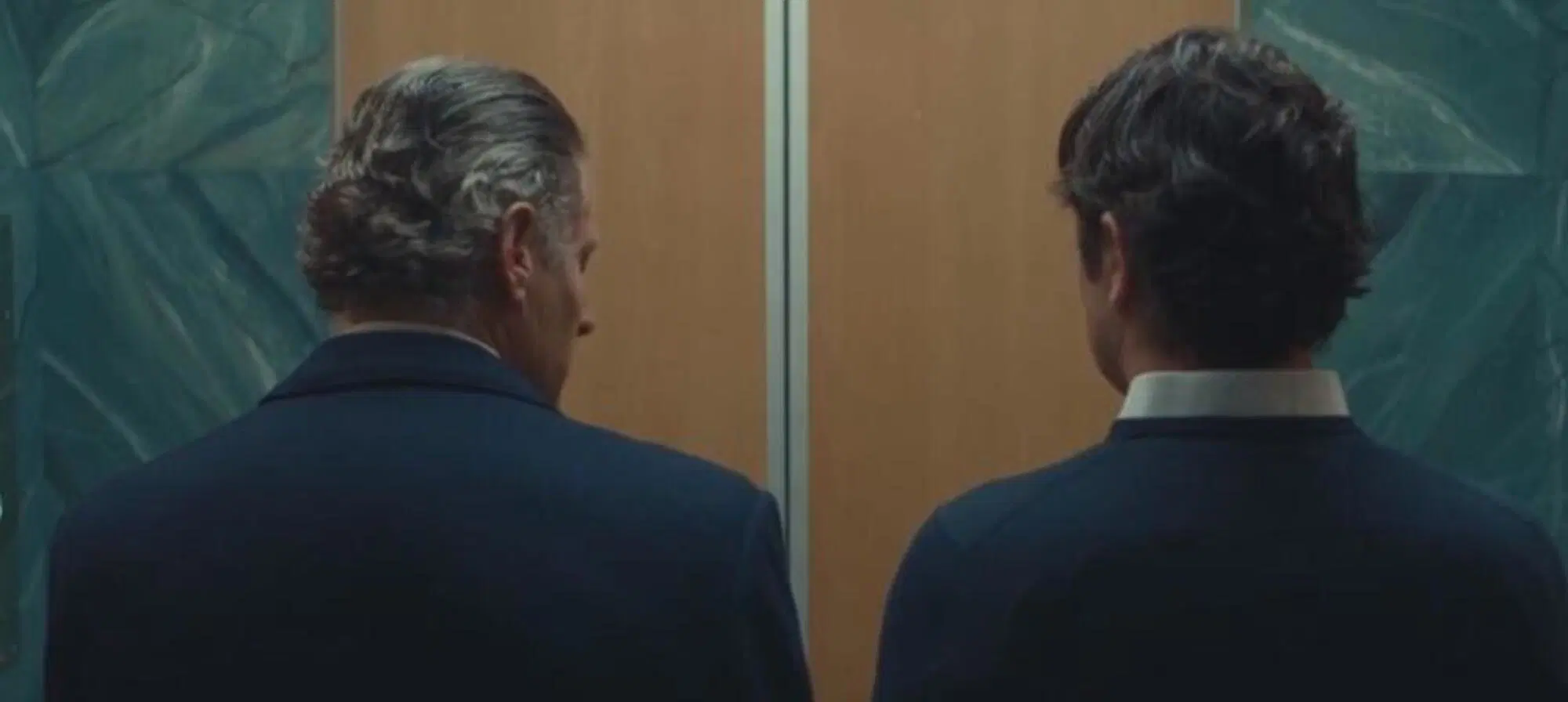 Lapo Elkann (Gianni Agnelli) e Riccardo Scamarcio (Cesare Fiorio) in "Road to glory: Audi vs Lancia"