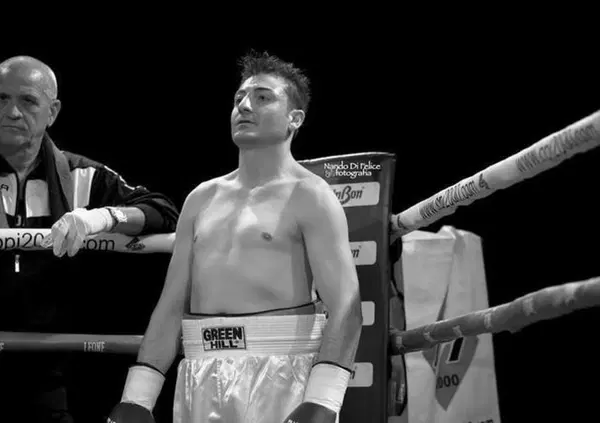 Luigi Mantegna, intervista al pugile che non vince mai: "Della sconfitta non mi importa, la passione &egrave; la chiave di tutto"